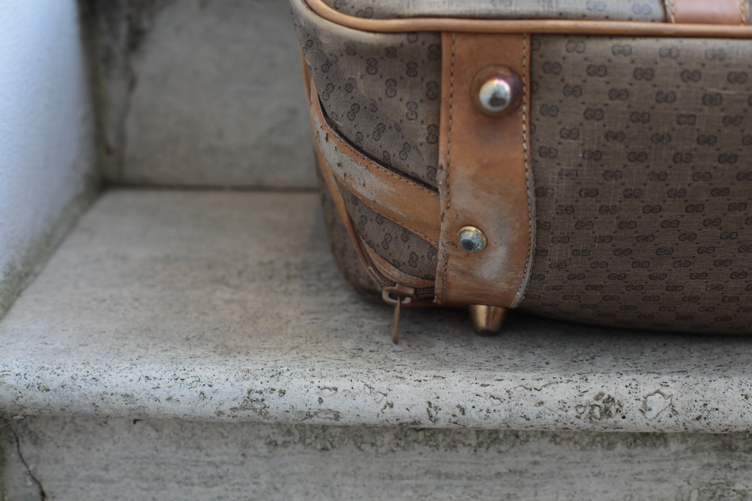 Gucci Vintage 80s Canvas & Leather Suitcase - Medium